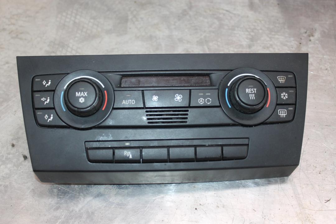 блок управления печки / климат-контроля BMW 3 серия E90/E91/E92/E93 2006, 3.0 л., дизель, серебро, универсал, 6983944 - фото №1