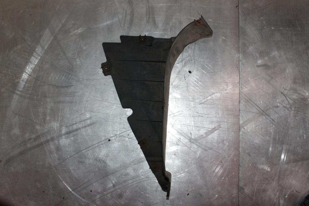 защита арок передняя левая (подкрылок) BMW 3 серия E90/E91/E92/E93 2006, 3.0 л., дизель, серебро, универсал, 8040101 - фото №1