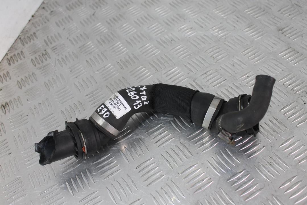 патрубок радиатора BMW 3 серия E90/E91/E92/E93 2007, 3.5 л., дизель, серый, купе, 7796271 - фото №1