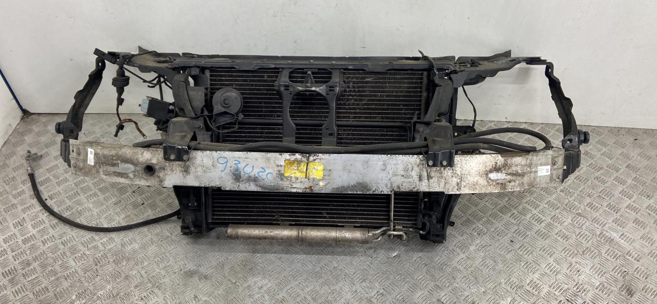 передняя панель крепления облицовки (телевизор) Mercedes-Benz E-Класс W211/S211 2004, 3.2 л., CDi, дизель, АКПП, серебро, седан, задний привод, правый руль, A2116200316, A2116200416, A2116200795, A2116200916, A2116201495, A2116201916, A2116202834 - фото №1