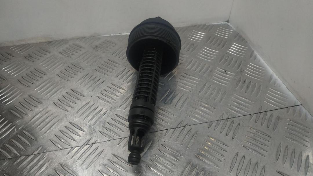 крышка масляного стакана BMW 5 серия E60/E61 2007, 3.0 л., M57 D30 TU2, дизель, 7789323 - фото №1