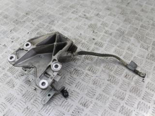 кронштейн двигателя BMW 3 серия E90/E91/E92/E93 [рестайлинг] 2008, 3.0 л., N53 B30, бензин, АКПП, универсал, 6760315, 22116760315