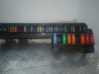 блок предохранителей BMW 5 серия E60/E61 [рестайлинг] 2007, 2.0 л., M47N 204 D4, дизель, МКПП, седан, 6957330, 61146932452