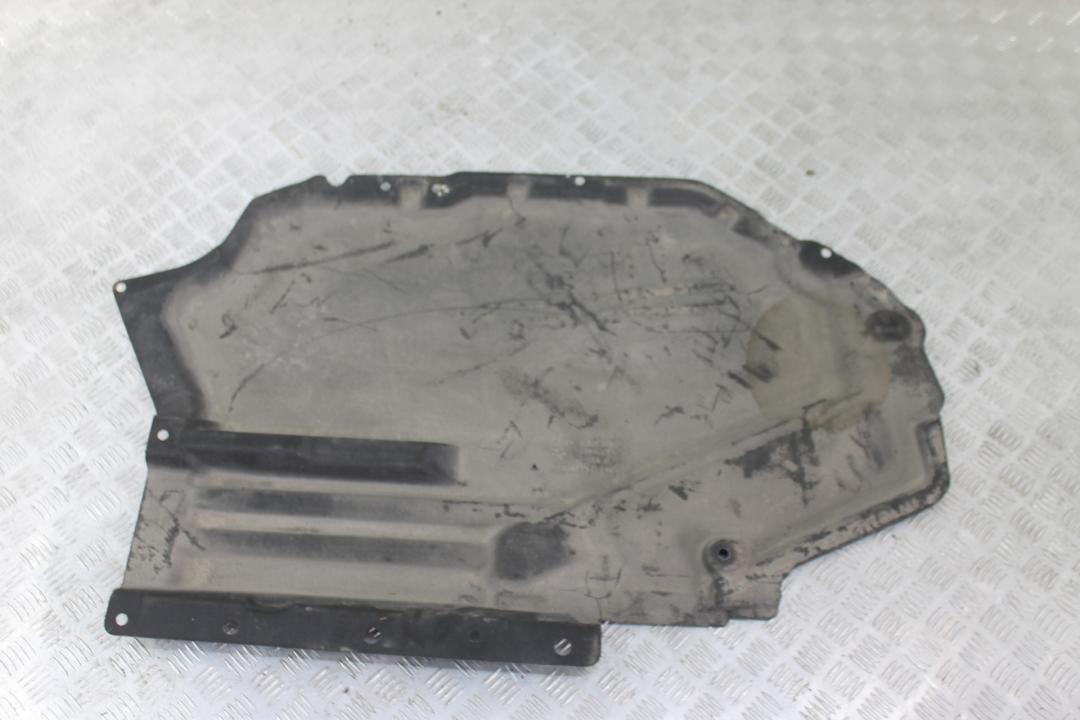 защита топливного бака BMW X5 F15 2015, 3.0 л., N57 D30 A, дизель, АКПП, внедорожник 5 дв., правый руль, 7325391, 51757325391 - фото №1