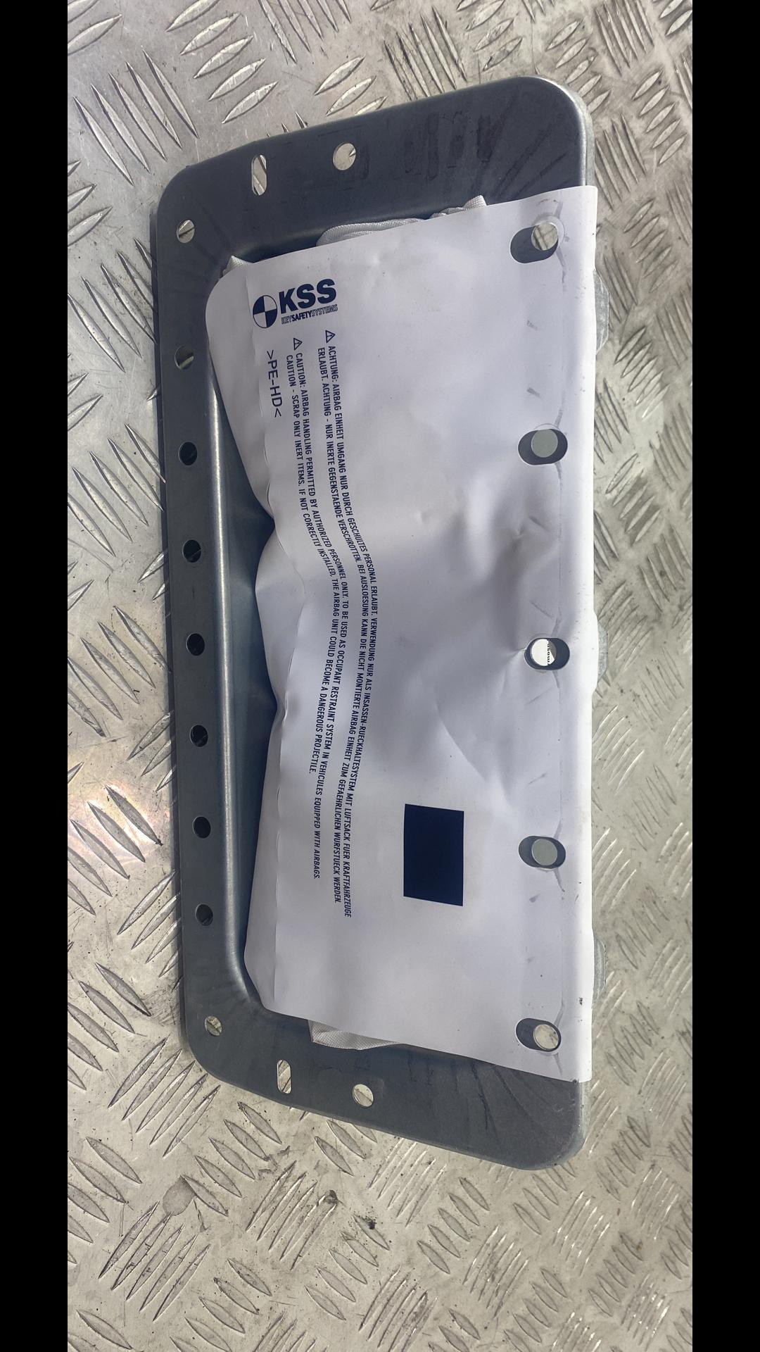 подушка безопасности пассажира BMW X5 F15 2015, 3.0 л., N57 D30 A, дизель, АКПП, внедорожник 5 дв., правый руль, 72129252310, 9252310 - фото №1