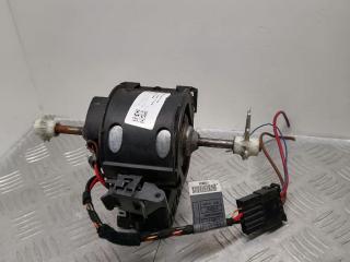 моторчик печки BMW 5 серия E60/E61 [рестайлинг] 2007, 2.0 л., M47N 204 D4, дизель, МКПП, седан, 64116933910