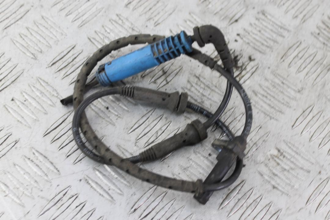 датчик ABS BMW 5 серия E60/E61 2004, 2.2 л., M54 B22 (226S1), бензин, АКПП, titansilber metallic (354), седан, 34526771703 - фото №1