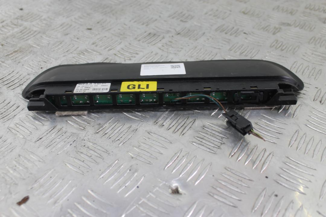 дополнительный стоп-сигнал BMW 5 серия E60/E61 2004, 2.2 л., M54 B22 (226S1), бензин, АКПП, titansilber metallic (354), седан, 6927017, 63256927017 - фото №1