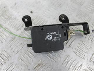 активатор замка крышки топливного бака BMW 5 серия E60/E61 2004, 2.2 л., M54 B22 (226S1), бензин, АКПП, titansilber metallic (354), седан, 6923975, 67116923975