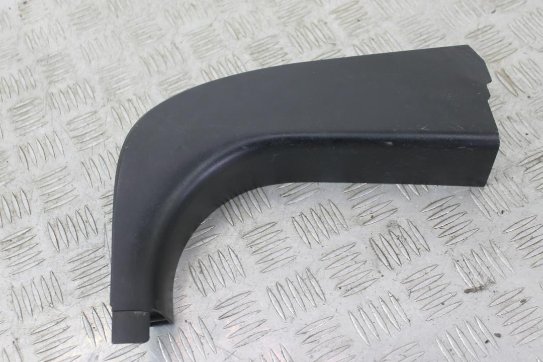 пластик BMW 5 серия E60/E61 2004, 2.2 л., M54 B22 (226S1), бензин, АКПП, titansilber metallic (354), седан, 51437066526, 7025030 - фото №1