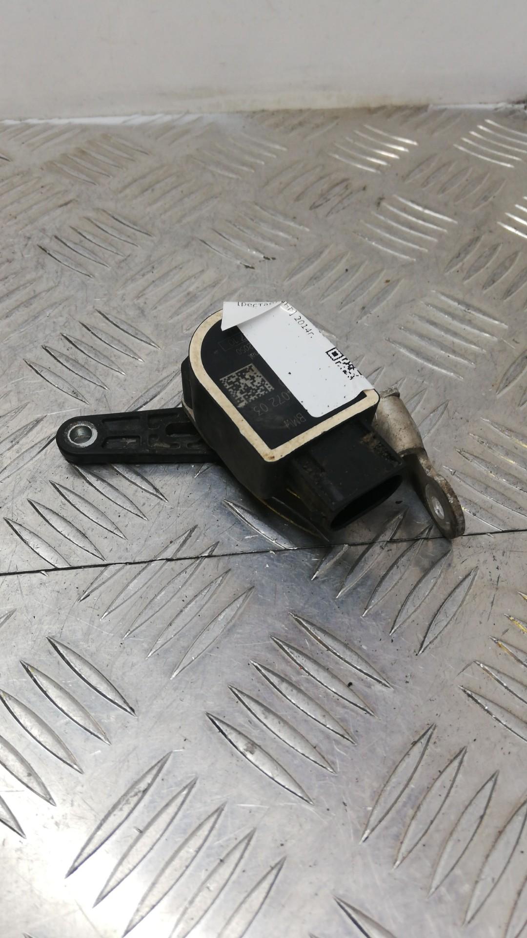 датчик дорожного просвета BMW 7 серия F01/F02 F01 2011, 4.4 л., N63 B44 A, бензин, АКПП, седан, задний привод, 37146784072, 6784072 - фото №1