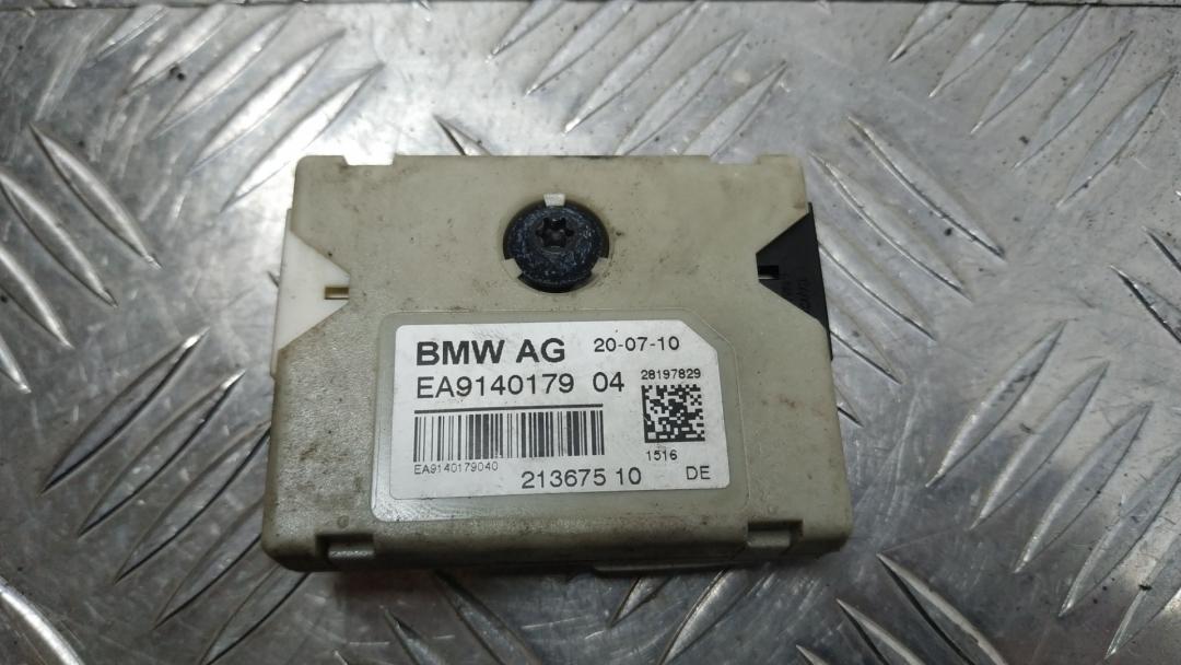 усилитель антенны BMW 7 серия F01/F02 F01 2011, 4.4 л., N63 B44 A, бензин, АКПП, седан, задний привод, 65209140179, 9140179 - фото №1