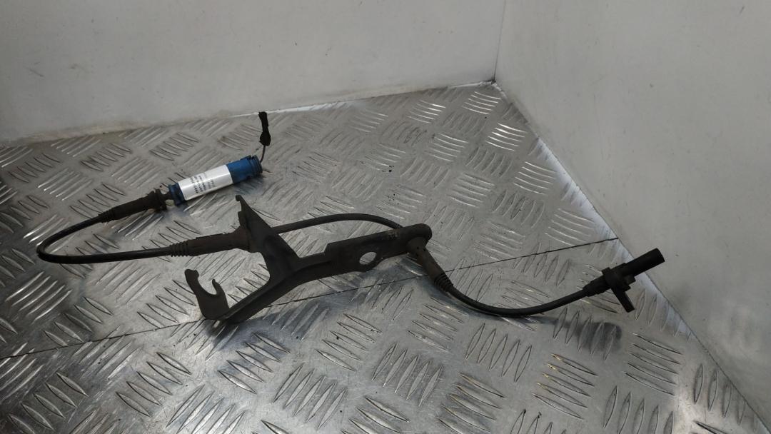 датчик ABS BMW 5 серия E60/E61 2004, 2.2 л., M54 B22 (226S1), бензин, АКПП, titansilber metallic (354), седан, 34526771702 - фото №1