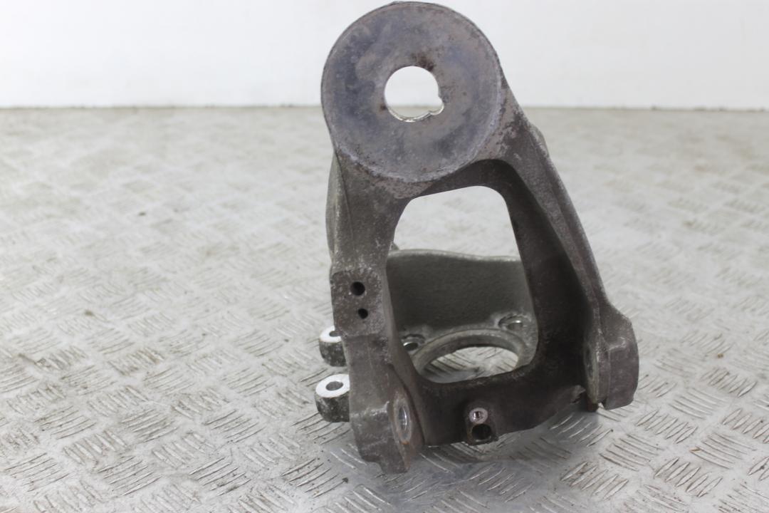 кулак задний правый BMW X5 F15 2015, 3.0 л., N57 D30 A, дизель, АКПП, внедорожник 5 дв., правый руль, 33326879102, 6879102 - фото №1