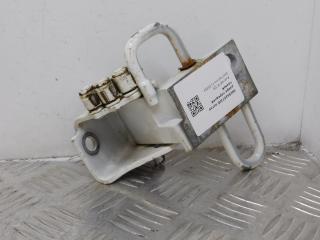 петля двери Audi A6 4F/C6 [рестайлинг] 2008, 2.7 л., дизель, МКПП, универсал, передний привод, 8E0831412E