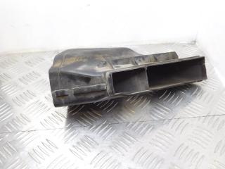 воздухозаборник Audi A6 4F/C6 [рестайлинг] 2008, 2.7 л., дизель, МКПП, универсал, передний привод, 4F0129618J