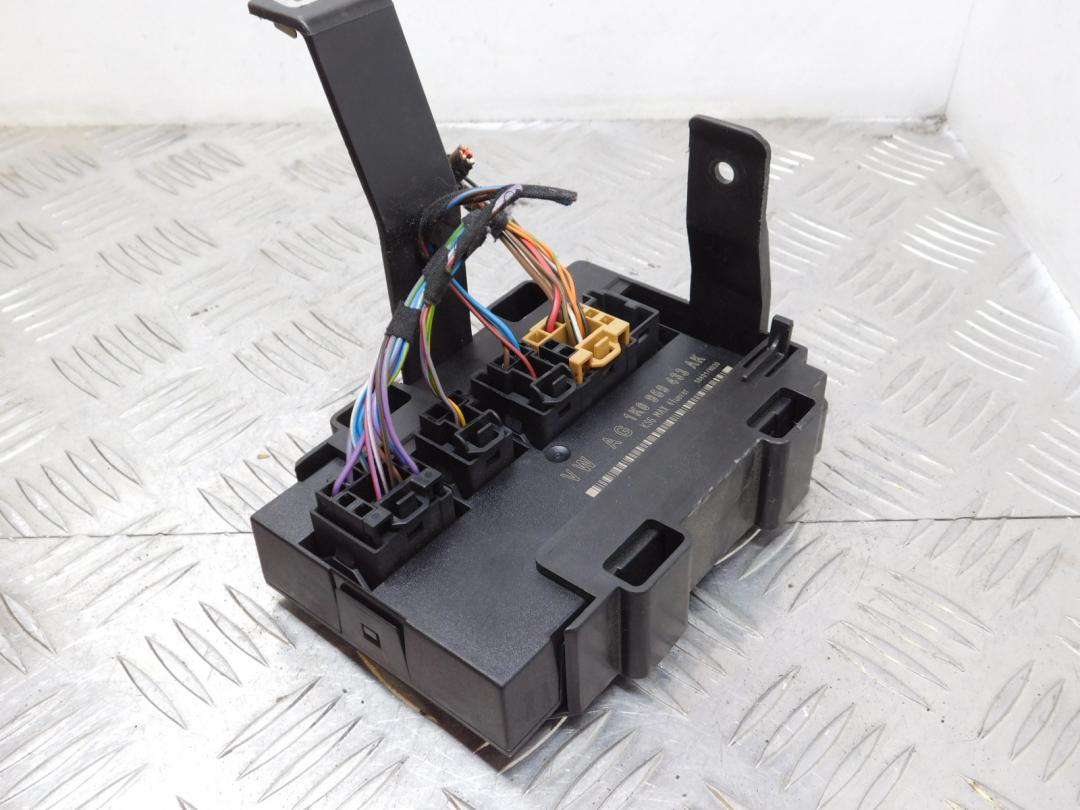 блок комфорта Skoda Octavia 2 поколение (A5) 2005, МКПП, хетчбэк 5 дв., 1K0959433AK - фото №1