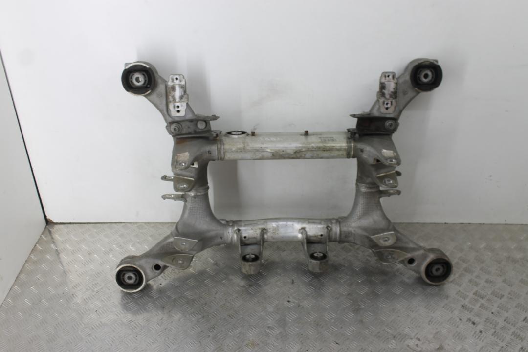 балка подвески задняя BMW 7 серия F01/F02 F02 2012, 4.4 л., N63 B44 A, бензин, black sapphire metallic (475), полный привод, 33316794666, 6775888 - фото №1