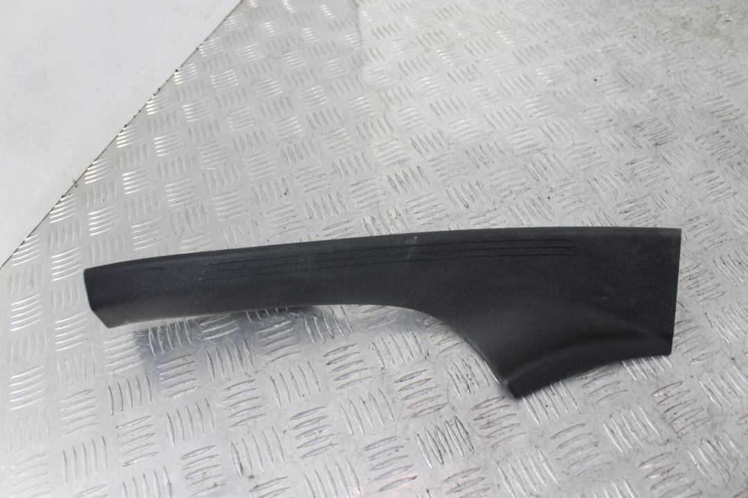 накладка на порог внутренняя Mercedes-Benz E-Класс W213/S213/C238/A238 2017, 2.0 л., OM 654.920, дизель, АКПП, универсал, задний привод, правый руль - фото №1