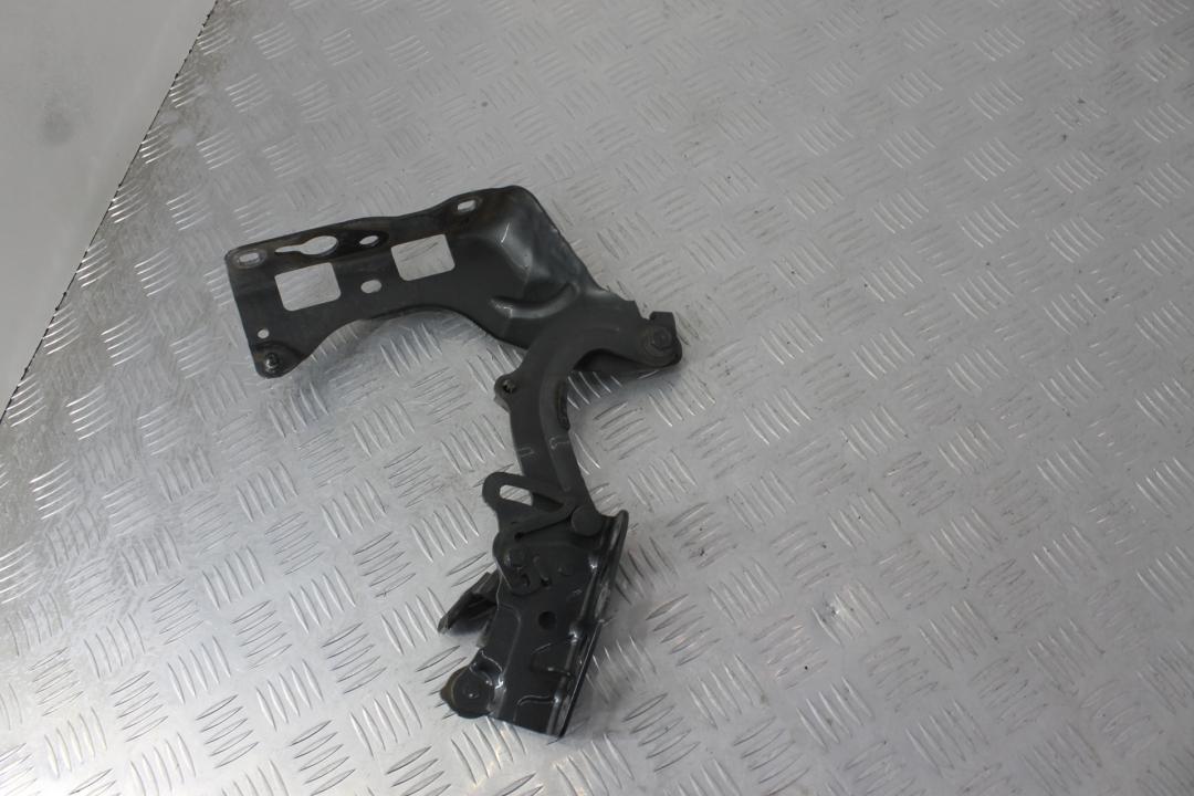 петля капота левая Mercedes-Benz E-Класс W213/S213/C238/A238 2017, 2.0 л., OM 654.920, дизель, АКПП, универсал, задний привод, правый руль - фото №1