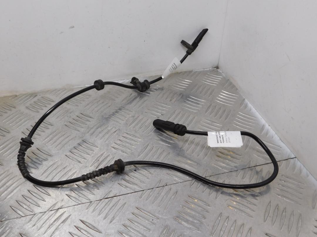 датчик ABS BMW 7 серия F01/F02 F02 2012, 4.4 л., N63 B44 A, бензин, black sapphire metallic (475), полный привод, 34526775864, 6775864 - фото №1