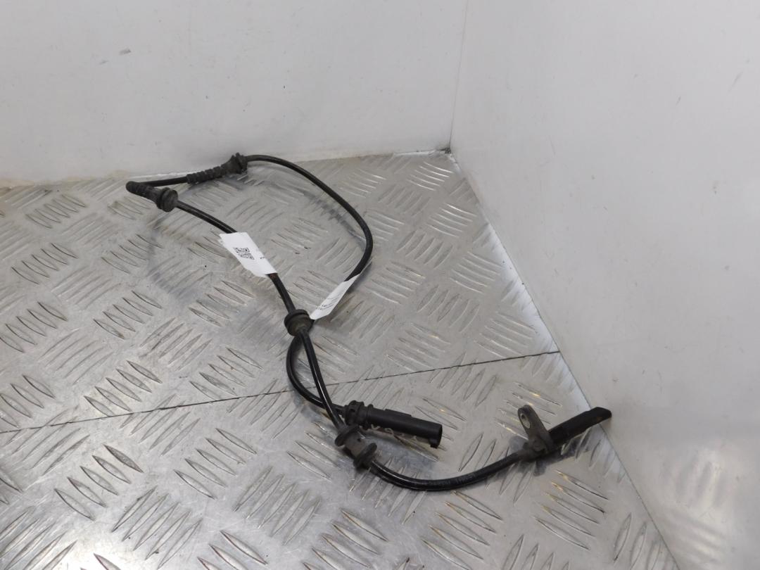 датчик ABS BMW 7 серия F01/F02 F02 2012, 4.4 л., N63 B44 A, бензин, black sapphire metallic (475), полный привод, 34526775864, 6775864 - фото №1