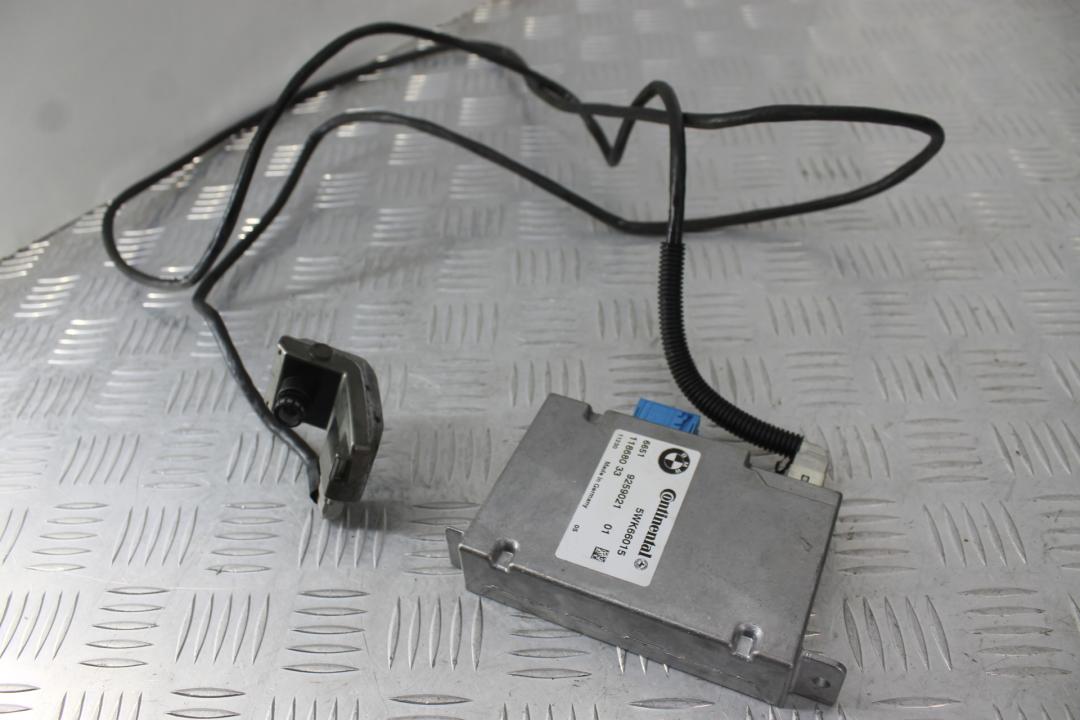 камера переднего обзора BMW 7 серия F01/F02 F02 2012, 4.4 л., N63 B44 A, бензин, black sapphire metallic (475), полный привод, 66519188377, 9188377 - фото №1