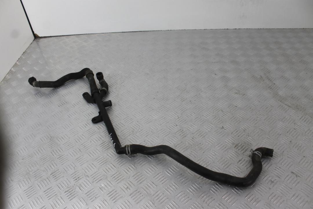 патрубок радиатора BMW 7 серия F01/F02 F02 2012, 4.4 л., N63 B44 A, бензин, black sapphire metallic (475), полный привод, 64509170339 - фото №1