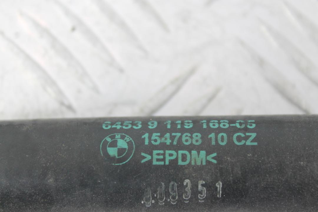 патрубок отопителя (печки) BMW 7 серия F01/F02 F02 2012, 4.4 л., N63 B44 A, бензин, black sapphire metallic (475), полный привод, 64539119168 - фото №1