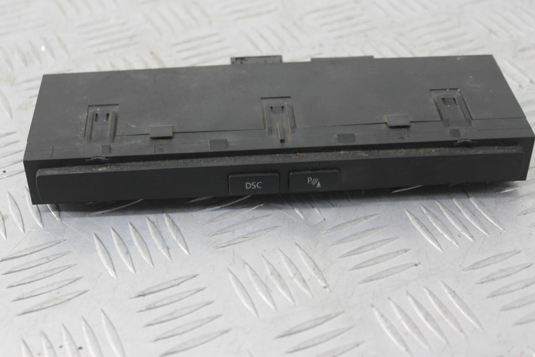 кнопка (выключатель) BMW 5 серия E60/E61 2004, 2.2 л., M54 B22 (226S1), бензин, АКПП, titansilber metallic (354), седан, 61316940229, 6940229 - фото №1