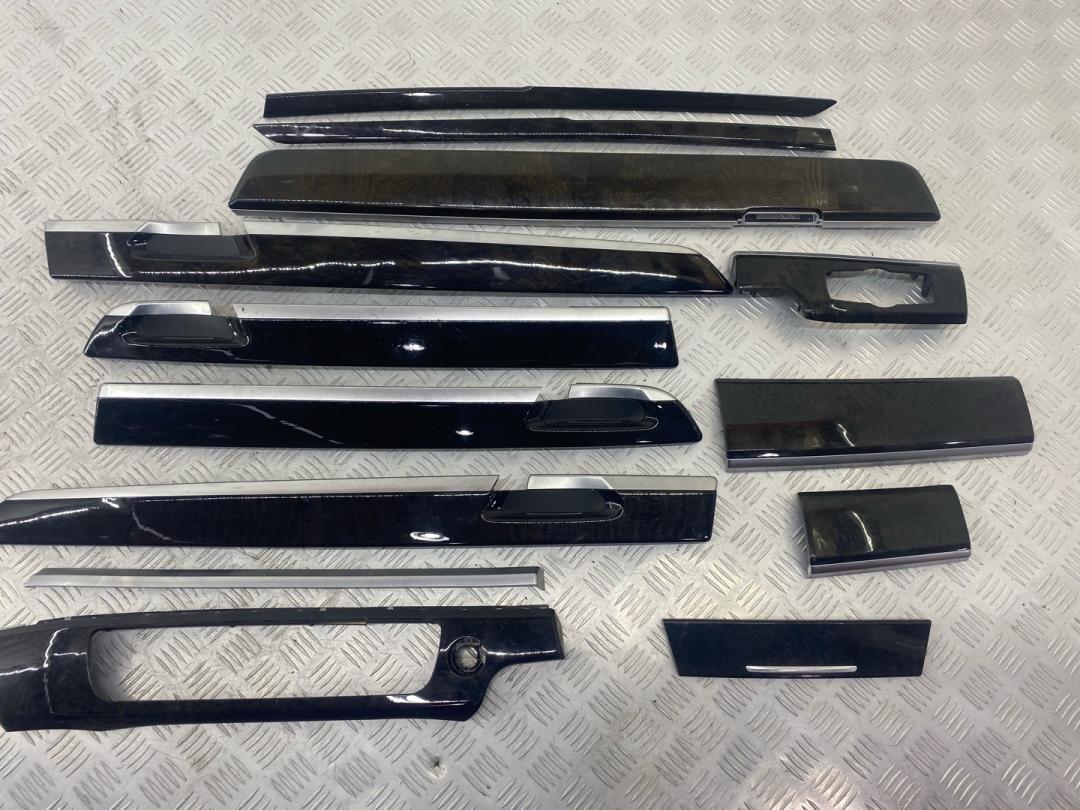 комплект декоративных накладок (дерева) салона BMW 7 серия F01/F02 F02 2012, 4.4 л., N63 B44 A, бензин, black sapphire metallic (475), полный привод, 51169179849, 51419151203, 51419151204, 51429151207, 51429151208, 51459112143, 51459204774 - фото №1