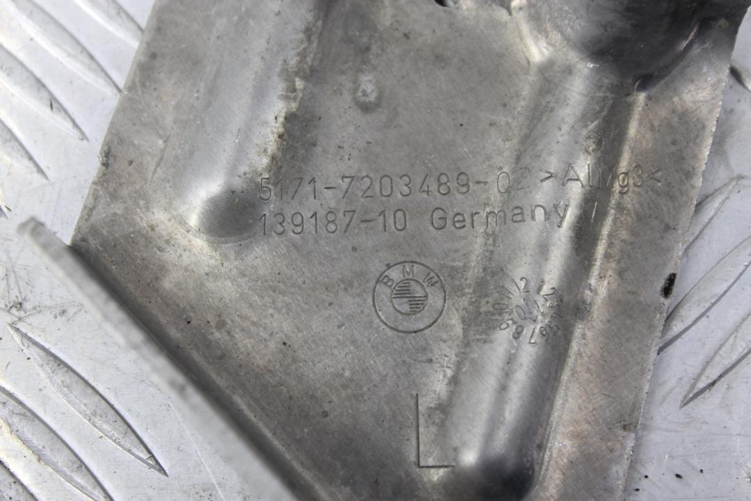 кронштейн (крепление) BMW 7 серия F01/F02 F01 2011, 4.4 л., N63 B44 A, бензин, АКПП, седан, задний привод, 51717203489, 7203489 - фото №1