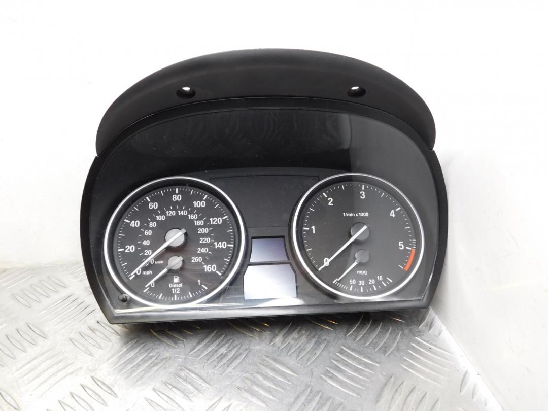 щиток приборов (приборная панель) BMW 3 серия E90/E91/E92/E93 E92 2007, 3.0 л., M57 D30 (306D5), дизель, АКПП, купе, задний привод, правый руль, 62109130233, 9130233 - фото №1