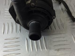 насос антифриза дополнительный Mercedes-Benz E-Класс W211/S211 2004, 3.2 л., CDi, дизель, АКПП, серебро, седан, задний привод, правый руль, A2118350264