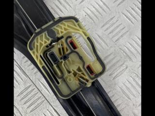 стеклоподъемник задний правый