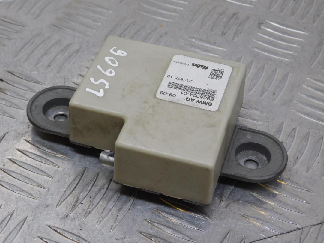 антенна BMW 3 серия E90/E91/E92/E93 E92 2007, 3.0 л., M57 D30 (306D5), дизель, АКПП, купе, задний привод, правый руль, 6935024, 65206935024 - фото №1