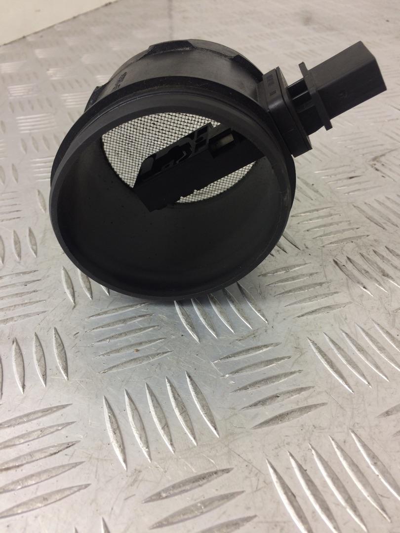 расходомер воздуха BMW 3 серия E90/E91/E92/E93 E92 2007, 3.0 л., M57 D30 (306D5), дизель, АКПП, купе, задний привод, правый руль, 7801951, 13627801951 - фото №1