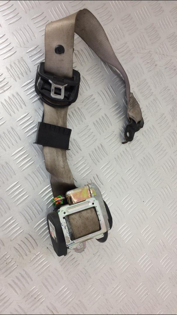 ремень безопасности Mercedes-Benz E-Класс W211/S211 2004, 3.2 л., CDi, дизель, АКПП, серебро, седан, задний привод, правый руль, 2118600088 - фото №1
