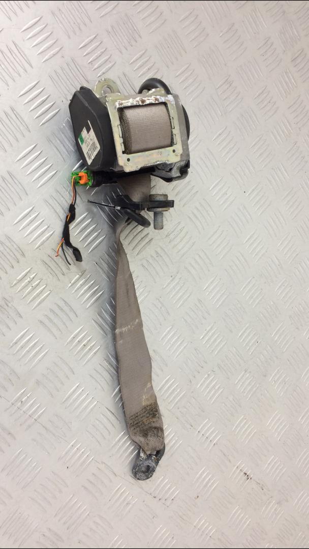 ремень безопасности Mercedes-Benz E-Класс W211/S211 2004, 3.2 л., CDi, дизель, АКПП, серебро, седан, задний привод, правый руль, 2118600485 - фото №1