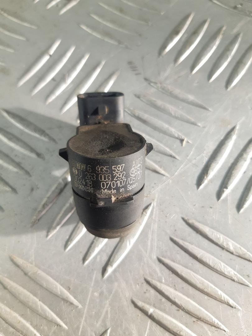 парктроник задний BMW 3 серия E90/E91/E92/E93 2007, 3.0 л., M57 D30 (306D3), дизель, МКПП, серебро, универсал, задний привод, правый руль, 66206935597, 6935597 - фото №1