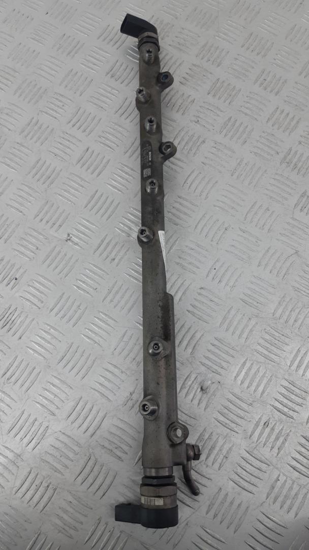 топливная рампа BMW 3 серия E90/E91/E92/E93 2007, 3.0 л., M57 D30 (306D3), дизель, МКПП, серебро, универсал, задний привод, правый руль, 7795514, 13537795514 - фото №1