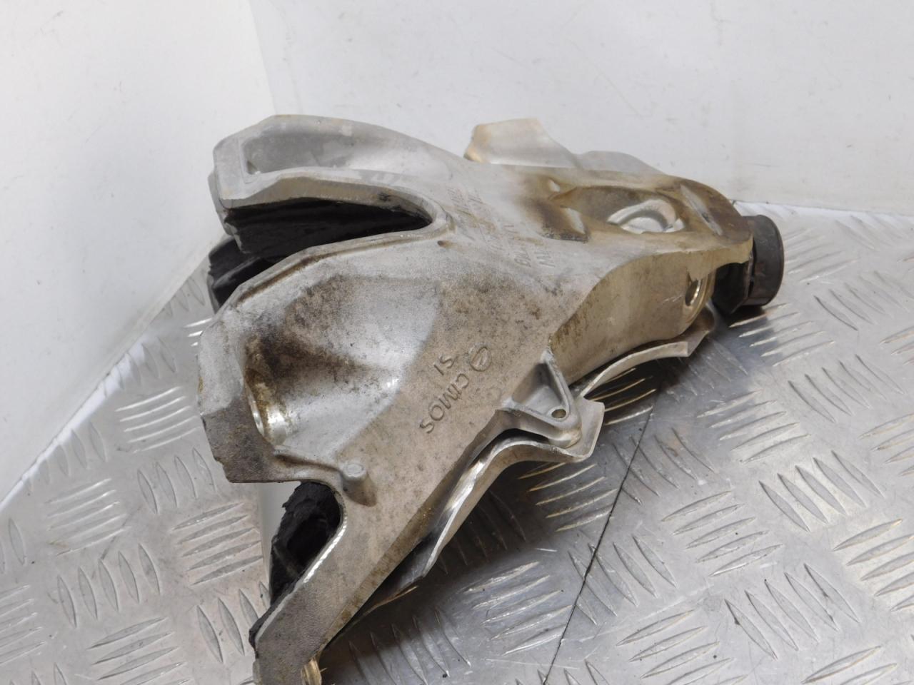 кронштейн двигателя BMW X5 F15 2015, 3.0 л., N57 D30 A, дизель, АКПП, внедорожник 5 дв., правый руль, 22116882032, 6864614 - фото №1