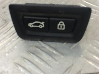 кнопка открытия багажника BMW 7 серия F01/F02 2010, 4.4 л., N63 B44 A, бензин, 9162645