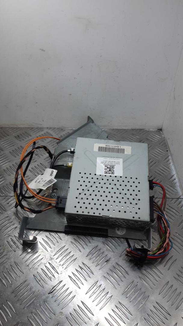 усилитель музыкальный Mercedes-Benz CLS-Класс C219 W219 2007, 3.2 л., дизель, АКПП, седан, задний привод, правый руль, A2118703989 - фото №1