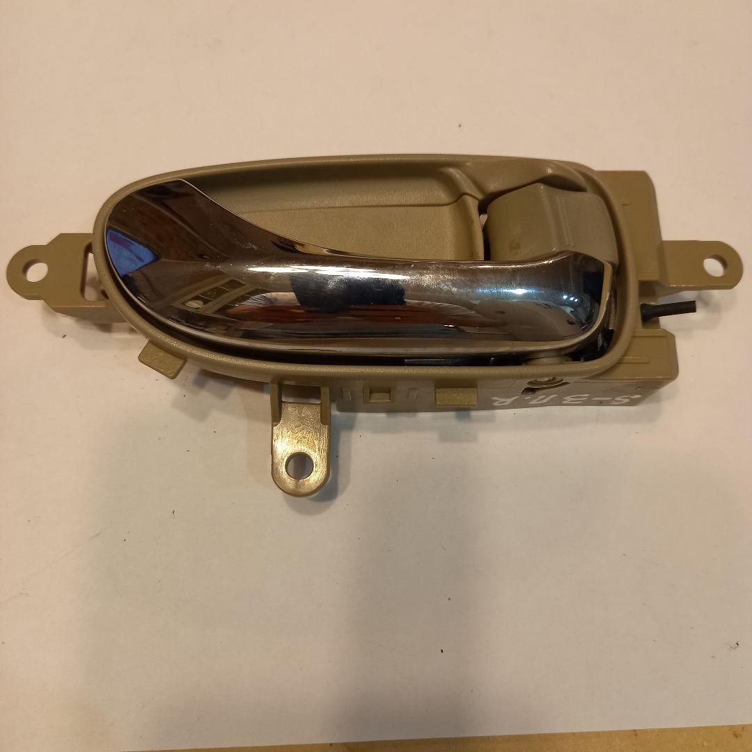 ручка внутренняя передняя правая Nissan Murano Z51 Wagon 2010, 3.5 л., VQ35DE, бензин, вариатор, (kh3) black, внедорожник 5 дв., передний привод, 806701AN1A - фото №1