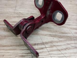 петля двери Chevrolet Cruze 2 поколение 2018, 1.4 л., бензин, 13590931