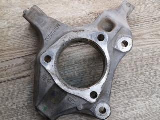 кулак поворотный правый Chevrolet Cruze 1 поколение [рестайлинг] 2014, 1.8 л., бензин, 13319481