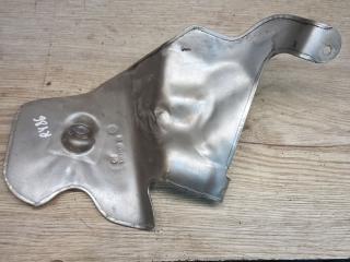 тепловой экран моторного отсека Chevrolet Camaro 6 поколение 2018, 2.0 л., бензин, 12634651