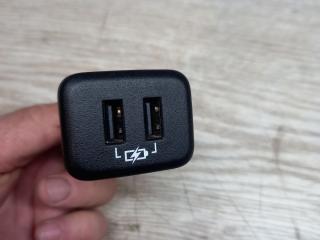 разъем AUX / USB Chevrolet Malibu 9 поколение 2018, 13598459