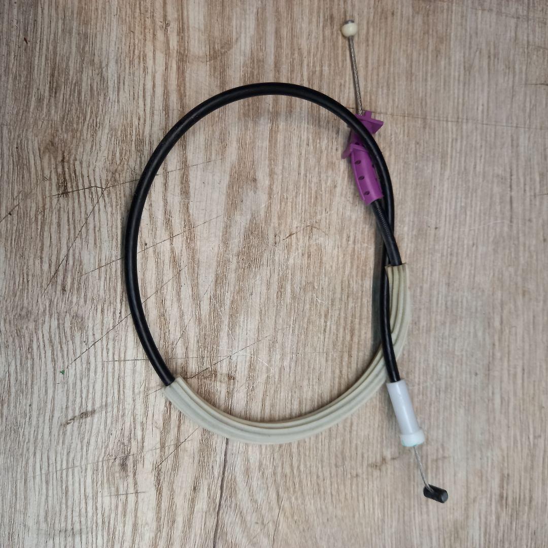 трос двери Chevrolet Camaro 6 поколение 2018, 22915017 - фото №1